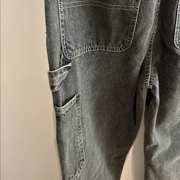 New Helmut Lang
Carpenter Jeans in Washed Charcoal- Size 28 - Picture 4 of 7